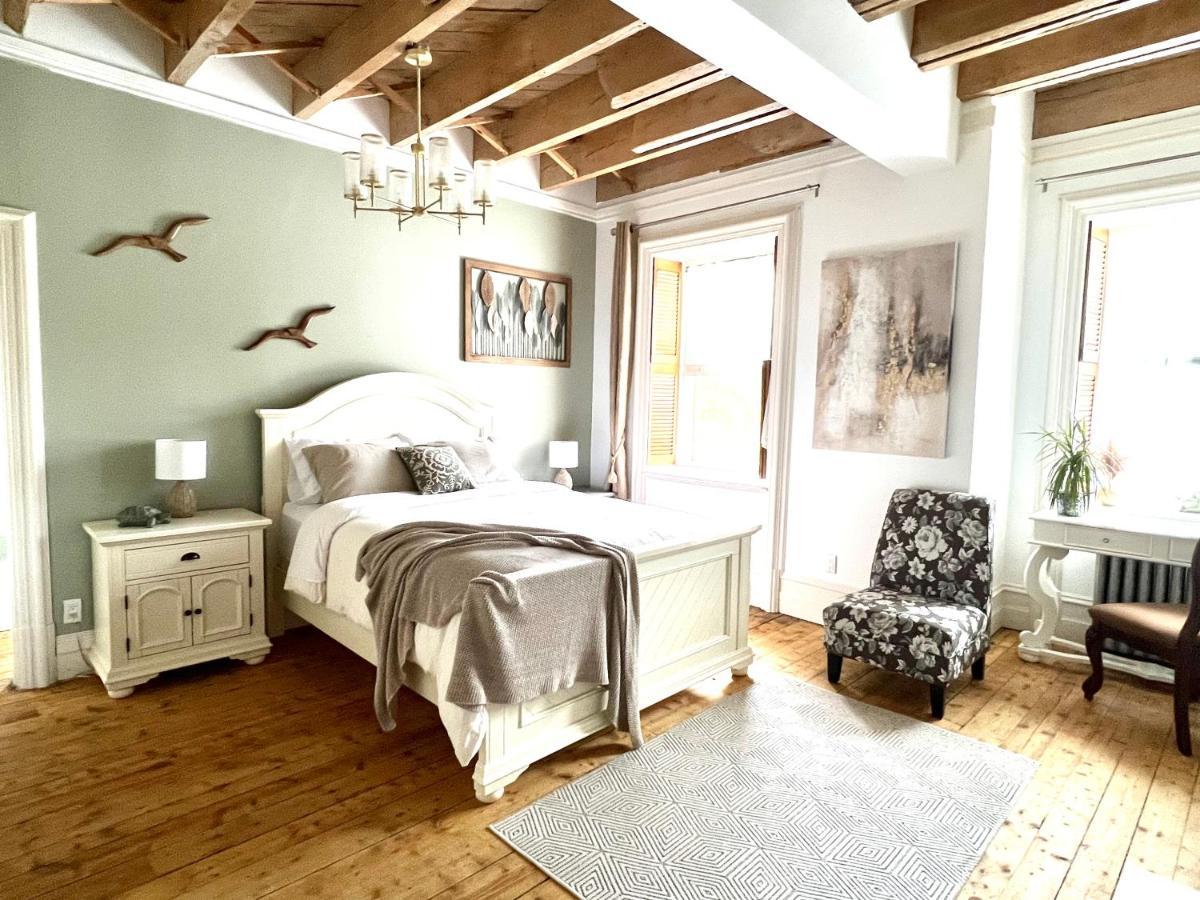 La Demeure Du Capitaine Bed & Breakfast Neuville Eksteriør bilde